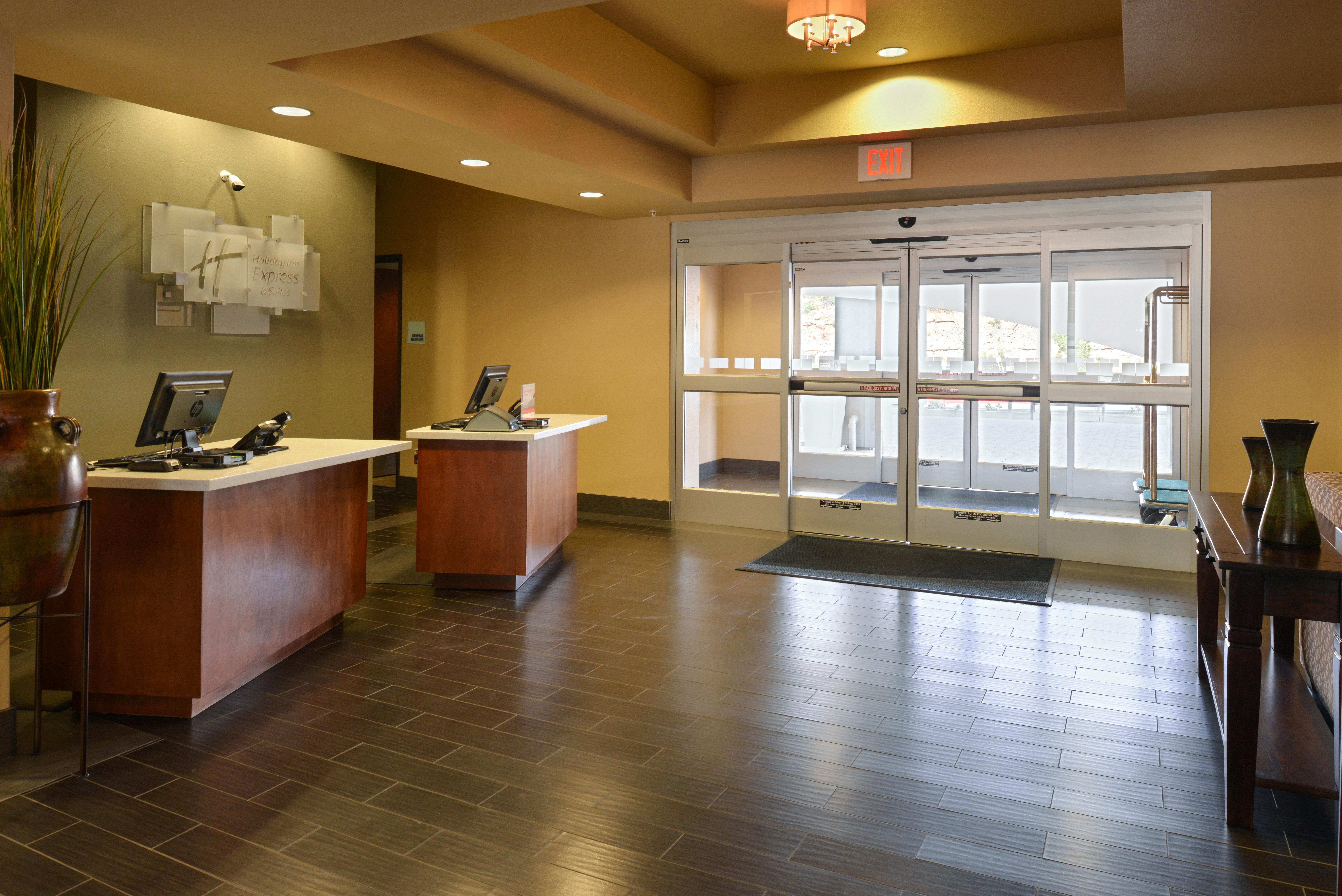 Holiday Inn Express & Suites Globe By Ihg Luaran gambar